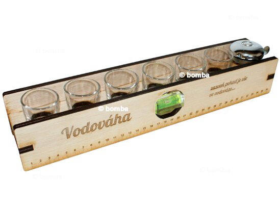 Vízmérték poharakkal és csengővel CZ